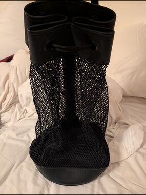 DKNY vintage Black Mesh Drawstring Scuba Bag / Beach Bag